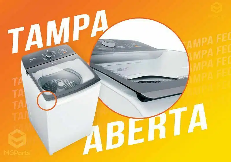Maquina de lavar com a tampa aberta