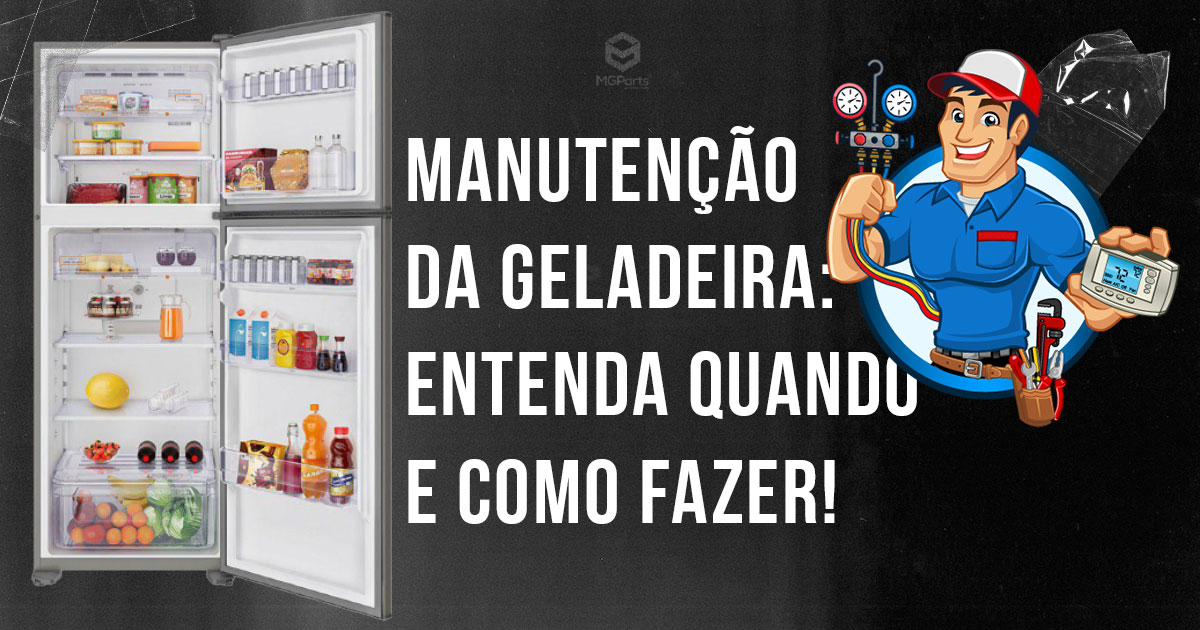 uma geladeira com a porte aberta