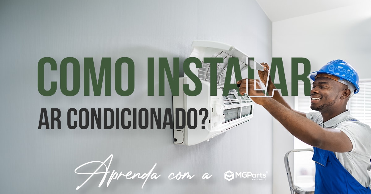 Técnico instalando o ar condicionando.